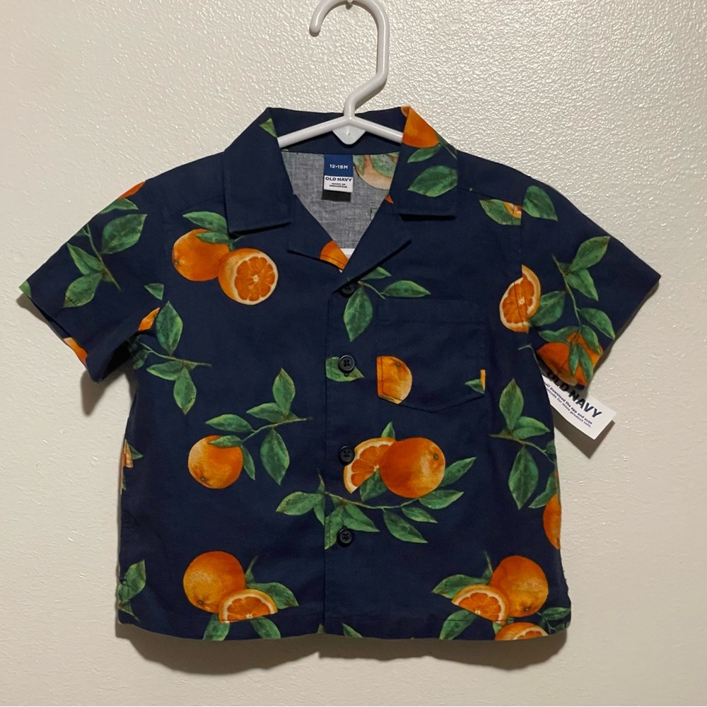 Old Navy Navy Short-Sleeve Button-Down Shirt with Orange Fruit Print